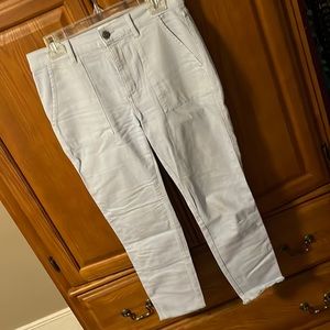 Loft cargo crops in sky blue :D027